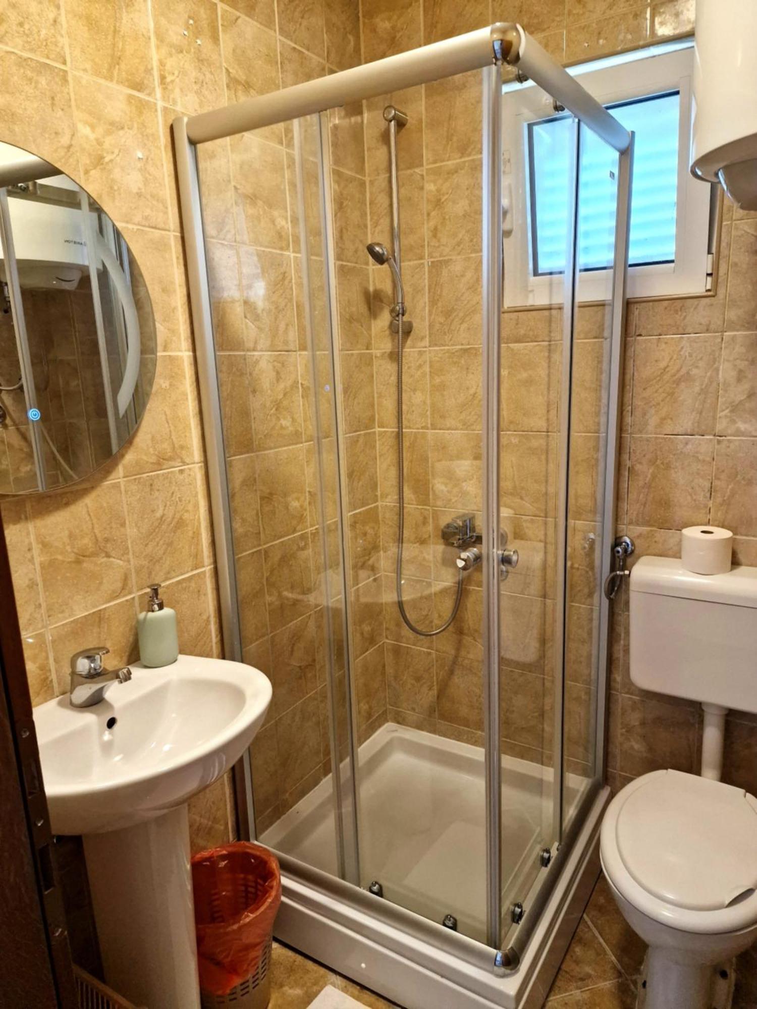 Vila Lena Petrovac Bilik gambar