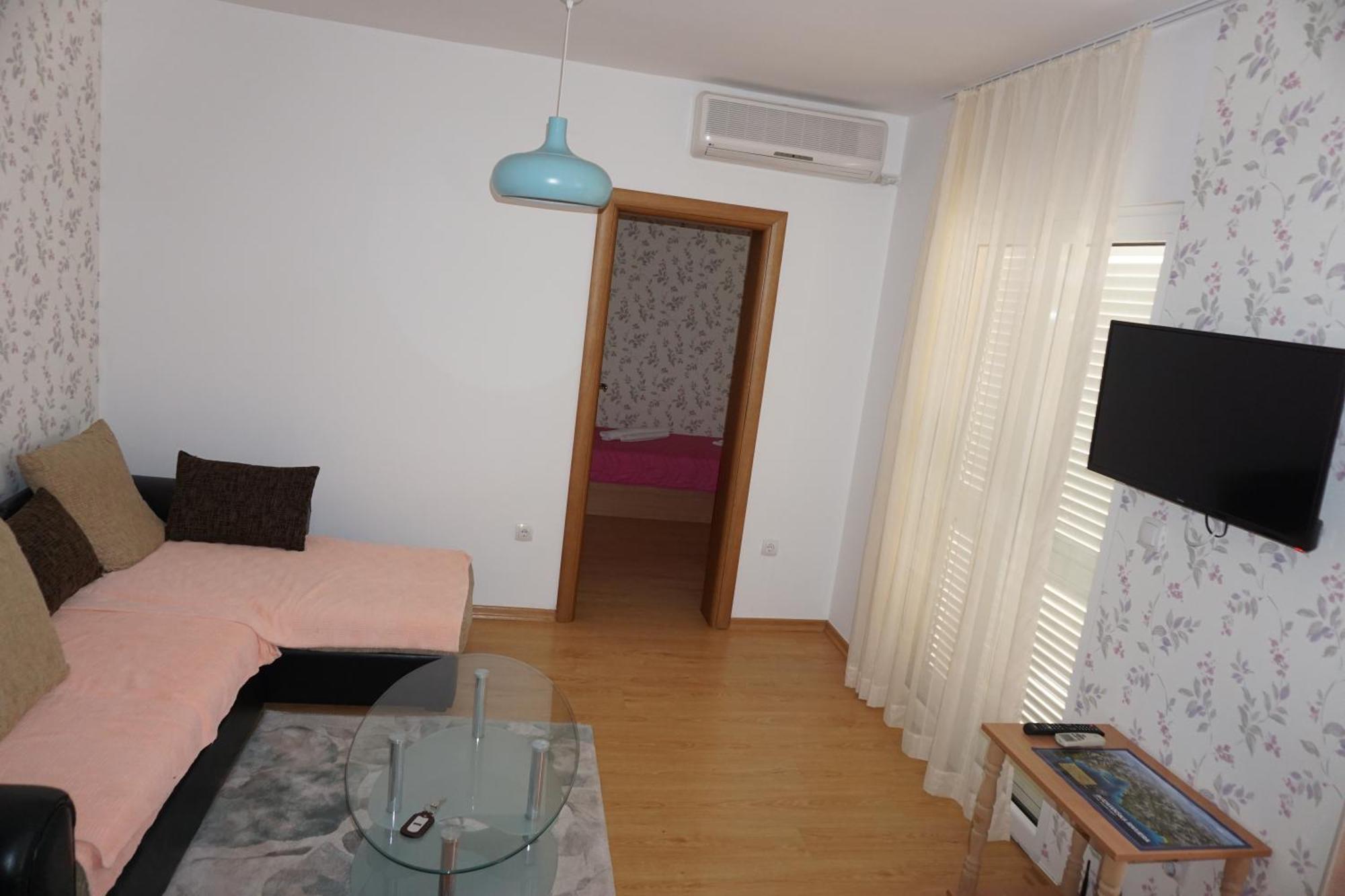 Vila Lena Petrovac Bilik gambar